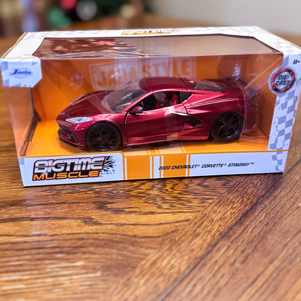 Jada Bigtime Muscle Red Chevrolet Corvette Stingray Die-Cast Car